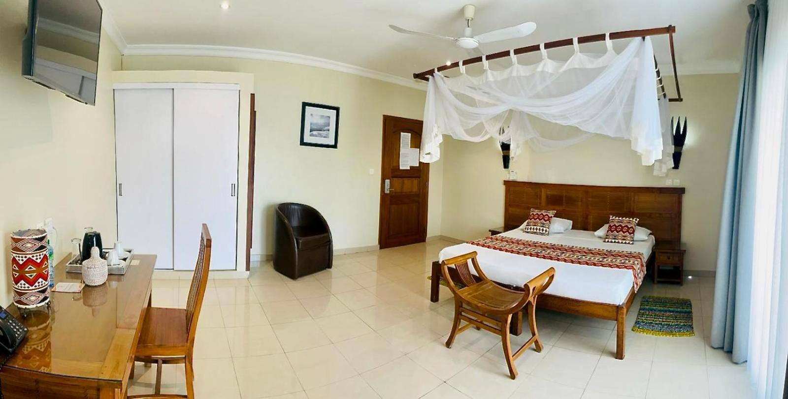 Le Lodge Des Almadies Dakar Luaran gambar