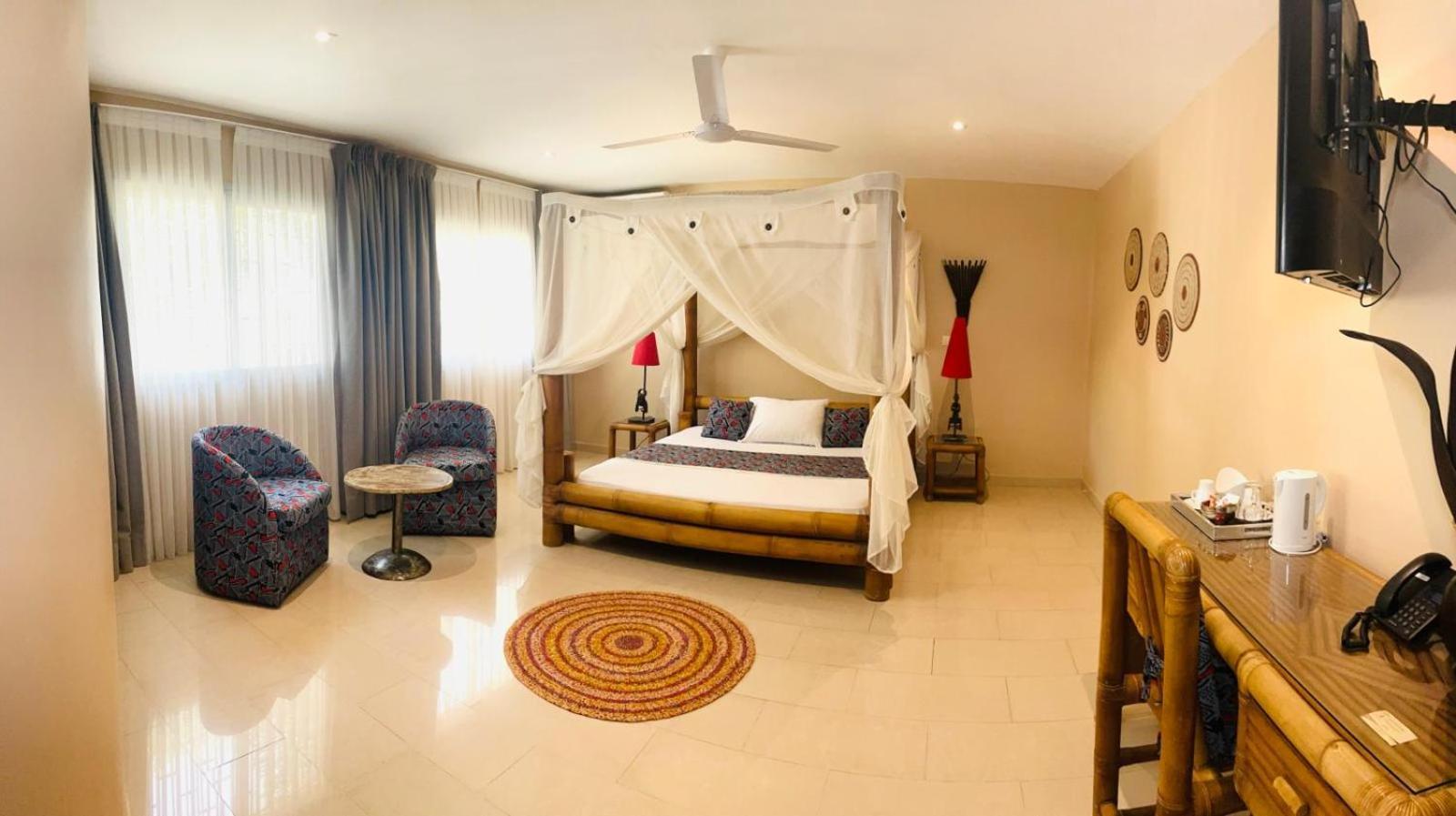 Le Lodge Des Almadies Dakar Luaran gambar