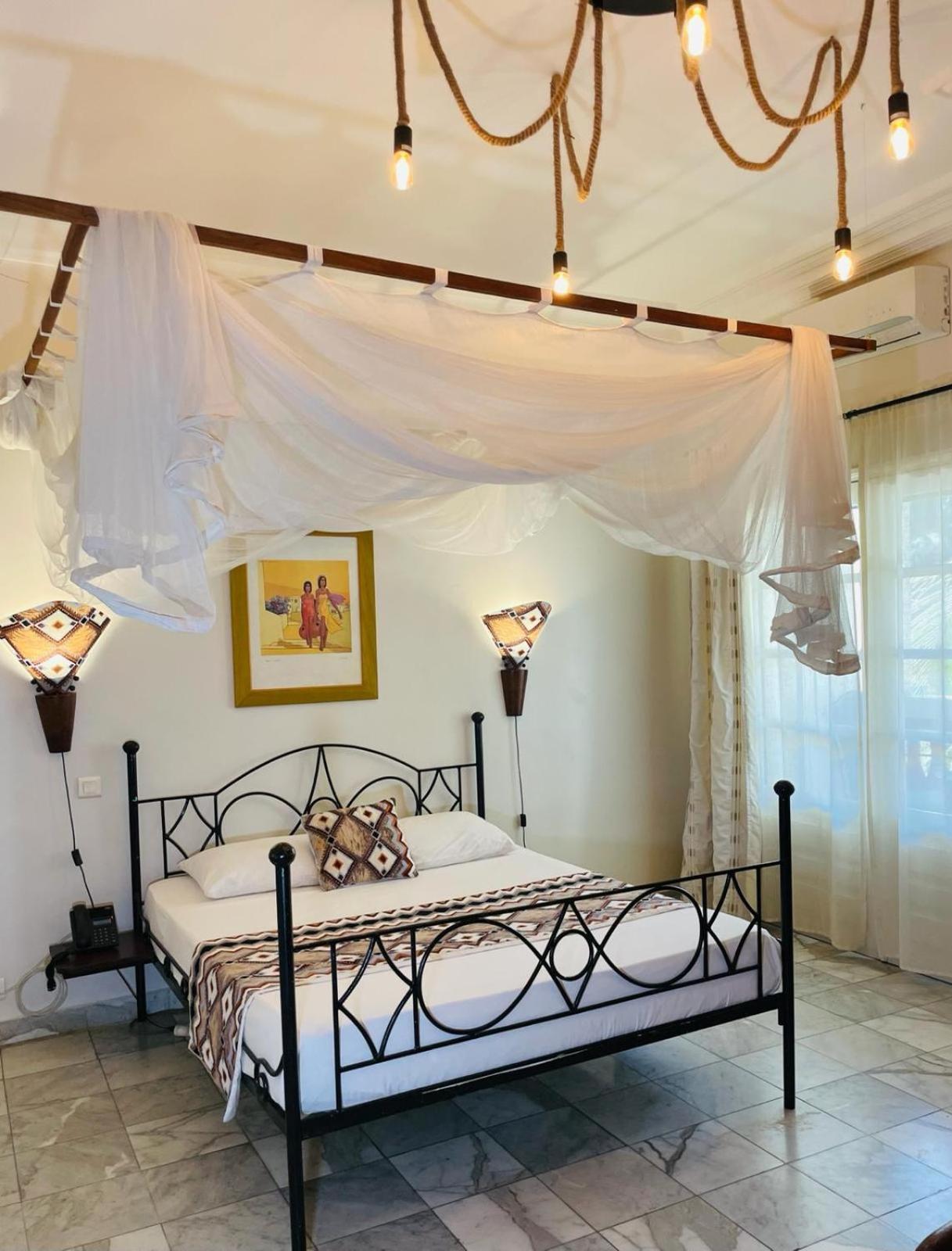Le Lodge Des Almadies Dakar Luaran gambar
